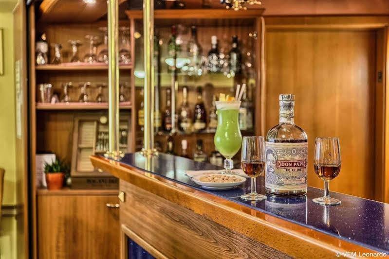 Wellness Hotel Babylon Liberec Ngoại thất bức ảnh