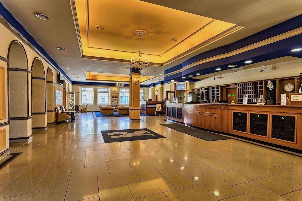 Wellness Hotel Babylon Liberec Ngoại thất bức ảnh