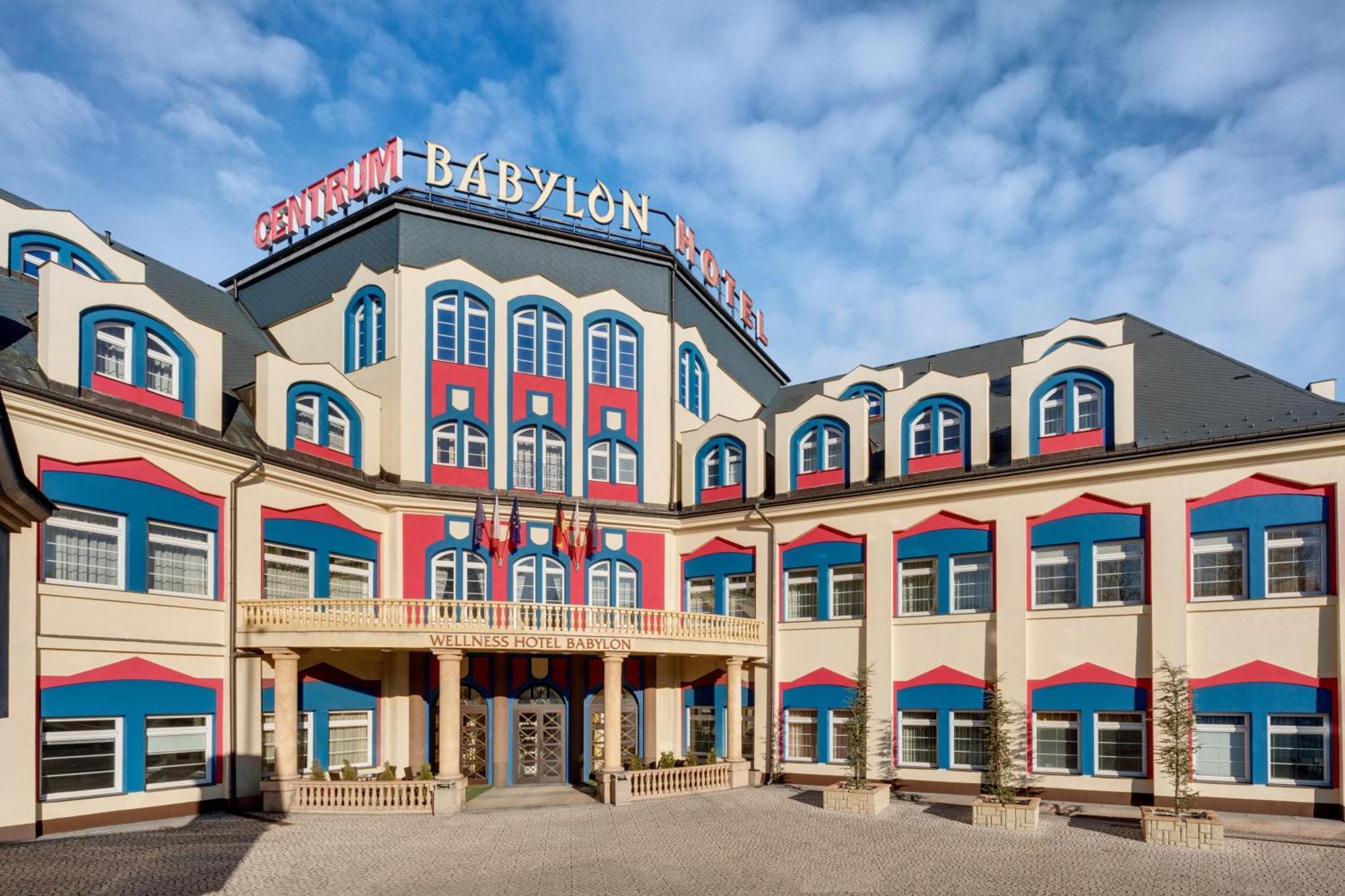 Wellness Hotel Babylon Liberec Ngoại thất bức ảnh