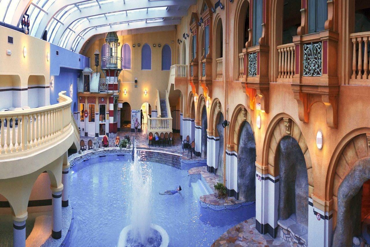 Wellness Hotel Babylon Liberec Ngoại thất bức ảnh