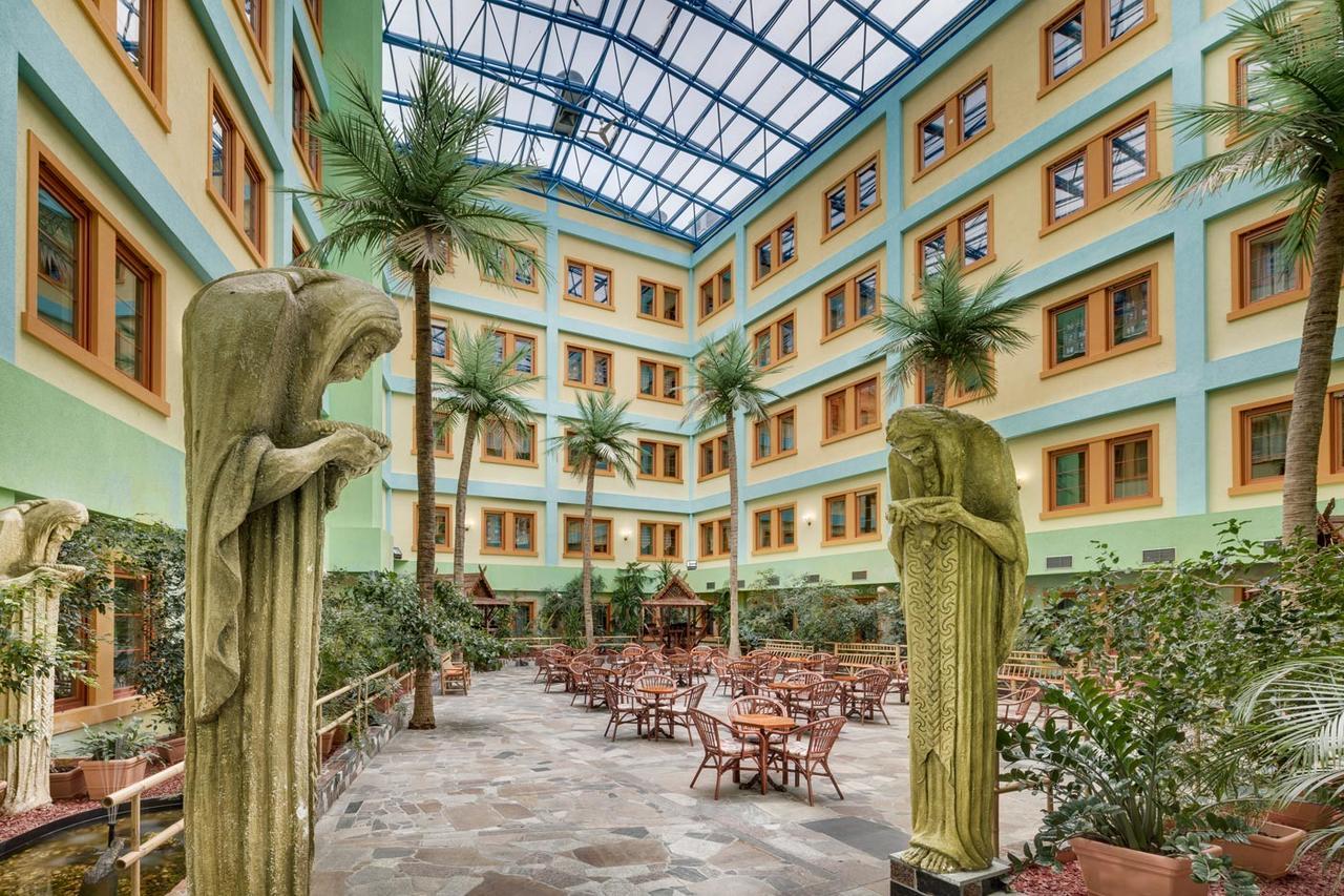 Wellness Hotel Babylon Liberec Ngoại thất bức ảnh